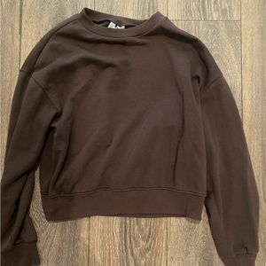 X Small - plain brown crewneck